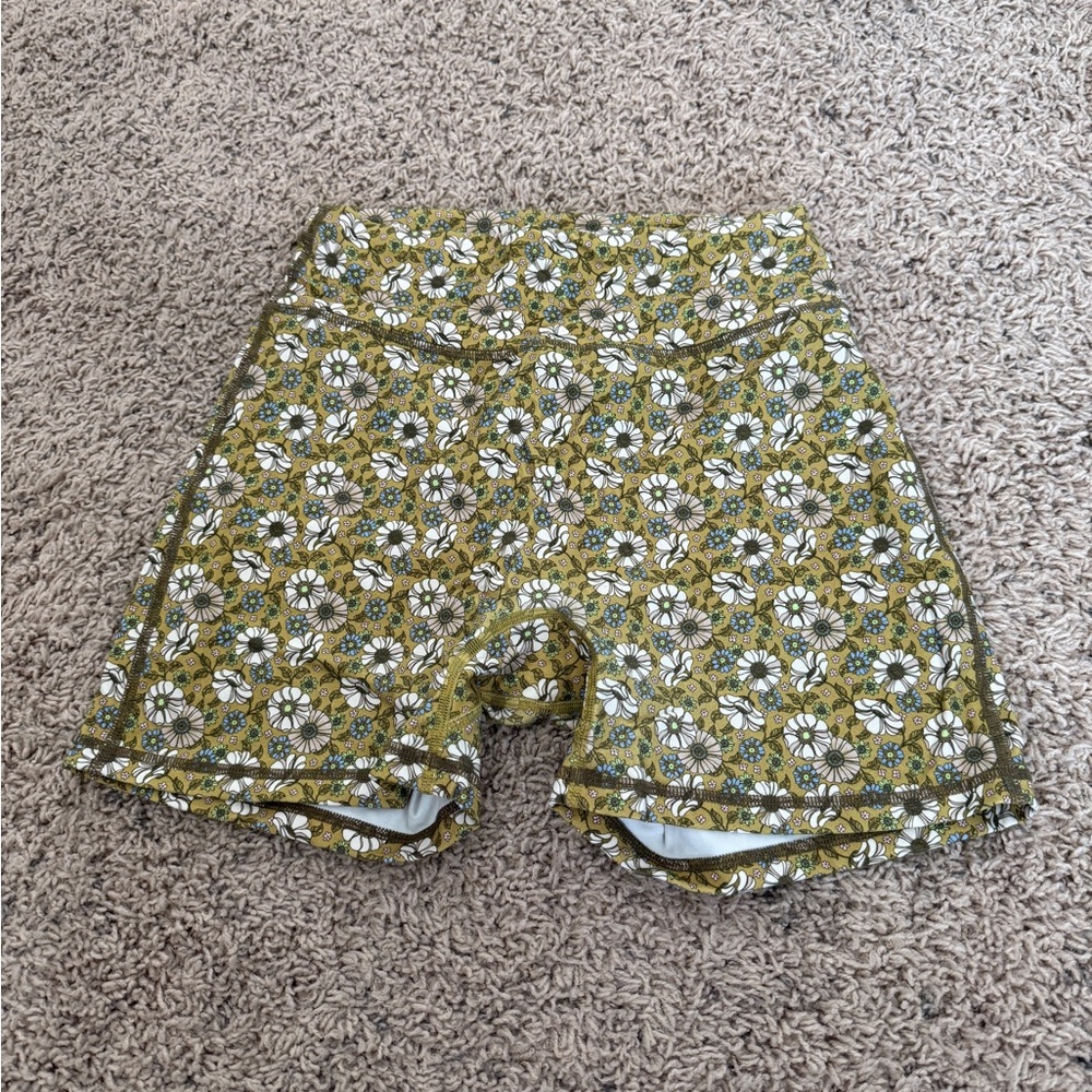 BuffBunny Green and White Bike Shorts Retro Style
